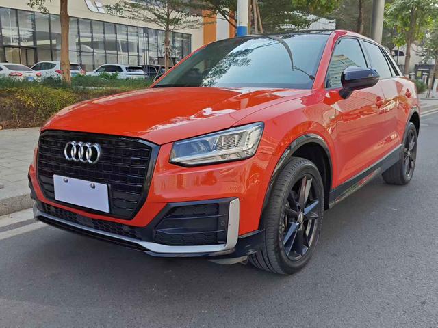 Audi Q2L