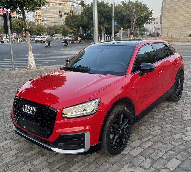 Audi Q2L