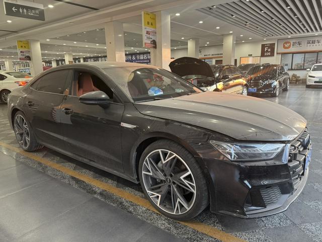 Audi A7L