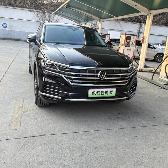 Volkswagen Touareg PHEV