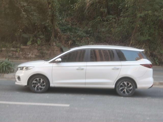 Baojun 360