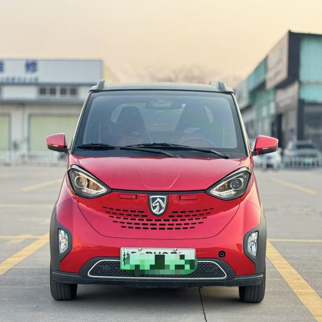 Baojun E100