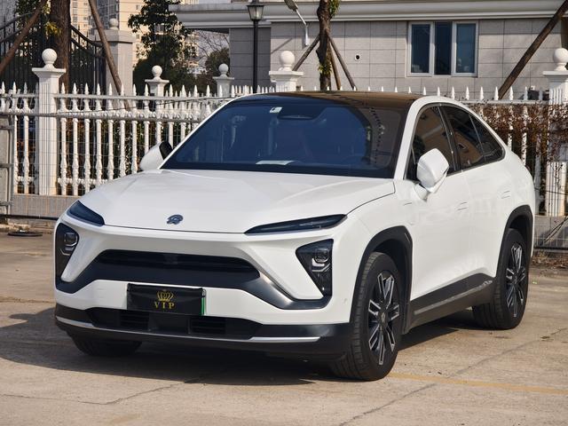 NIO EC6