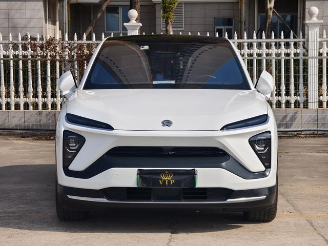 NIO EC6