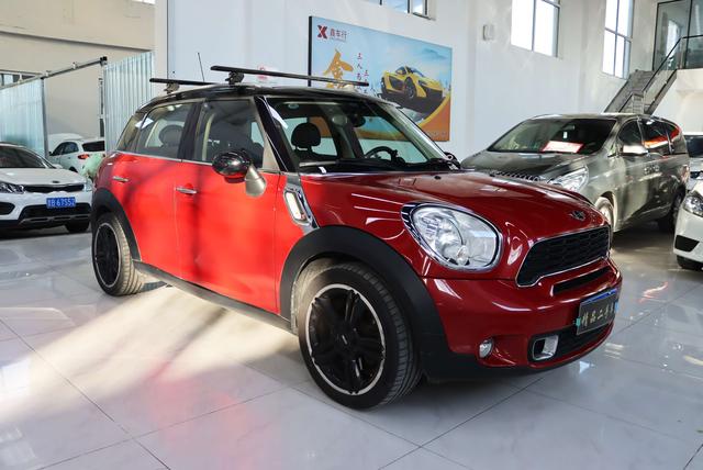 MINI COUNTRYMAN