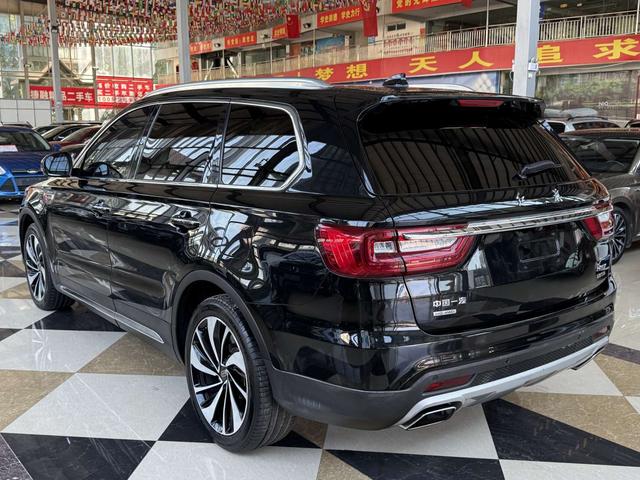 Hongqi HS7