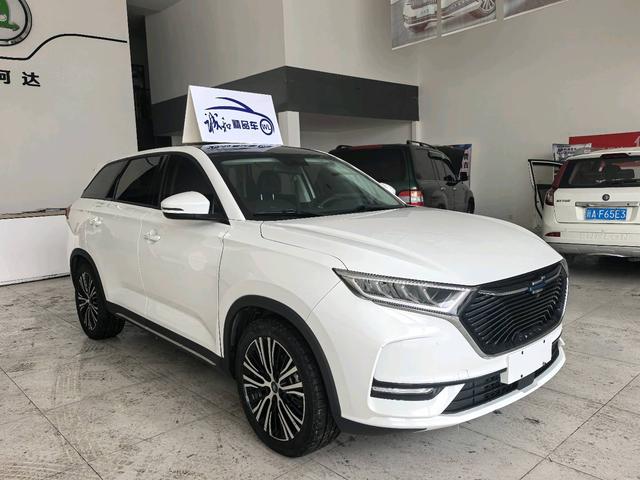 Oshan Changan Auchan X7