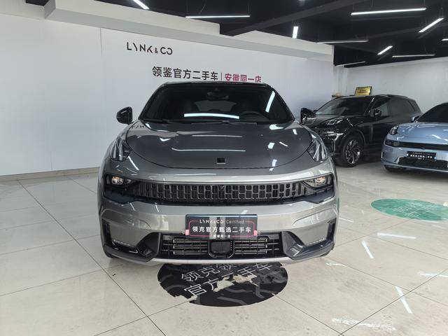 Lynk & Co 05