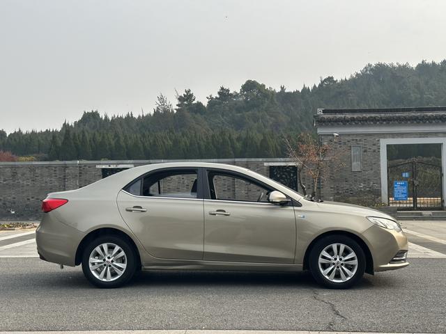 Roewe 360