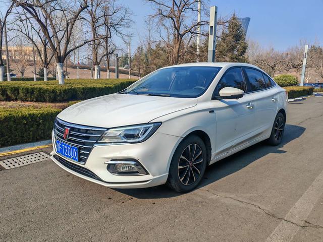 Roewe i5