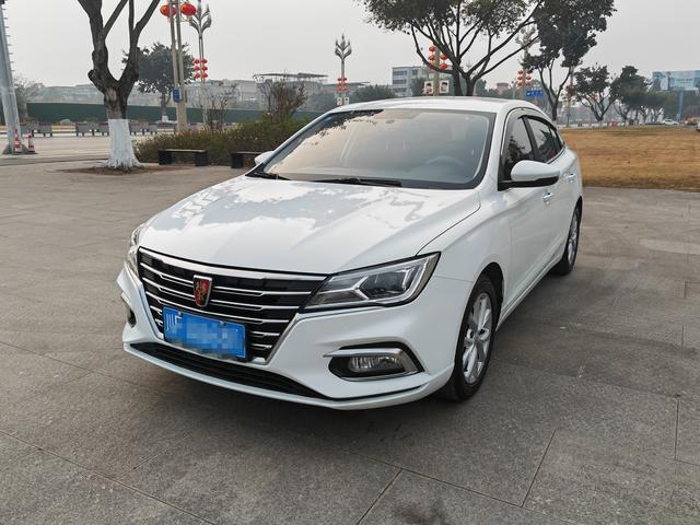 Roewe i5