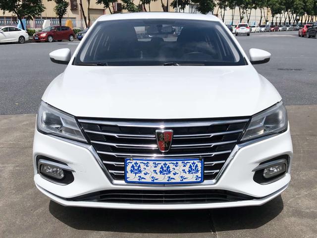 Roewe i5