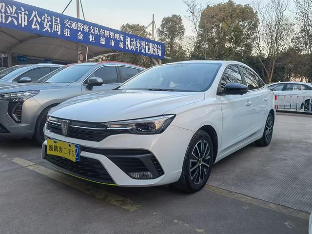 Roewe i5