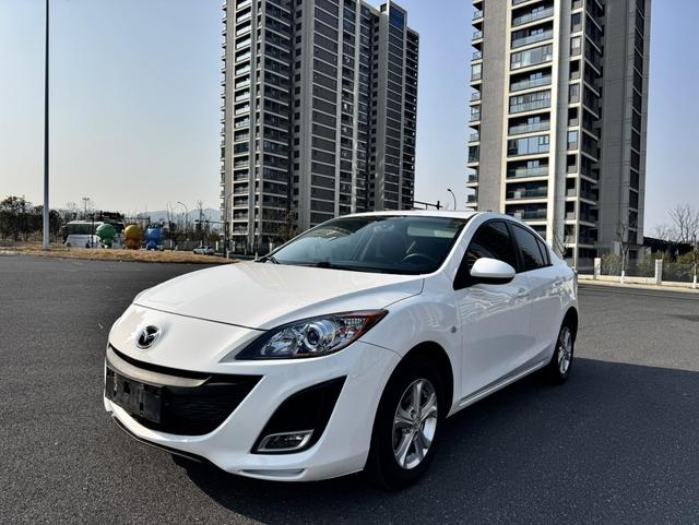 Mazda 3 star