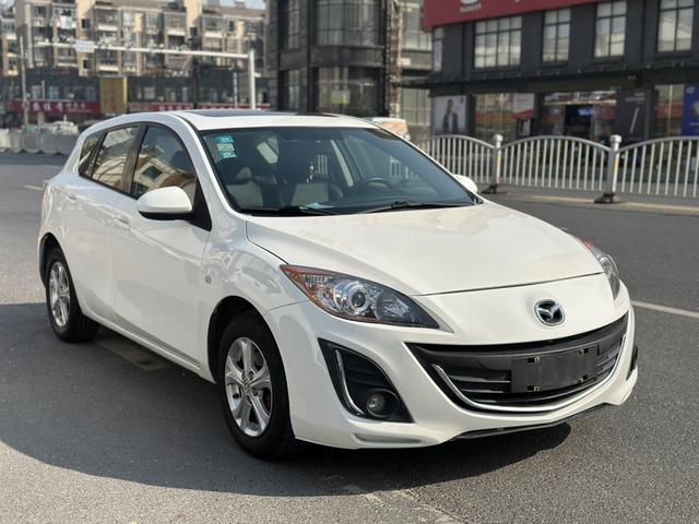 Mazda 3 star