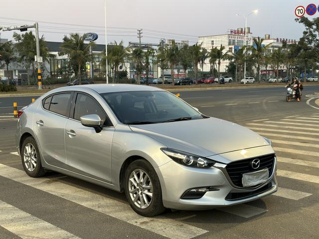 Mazda 3 Angkesela