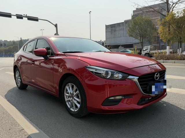 Mazda 3 Angkesela