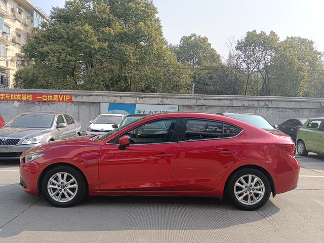 Mazda 3 Angkesela