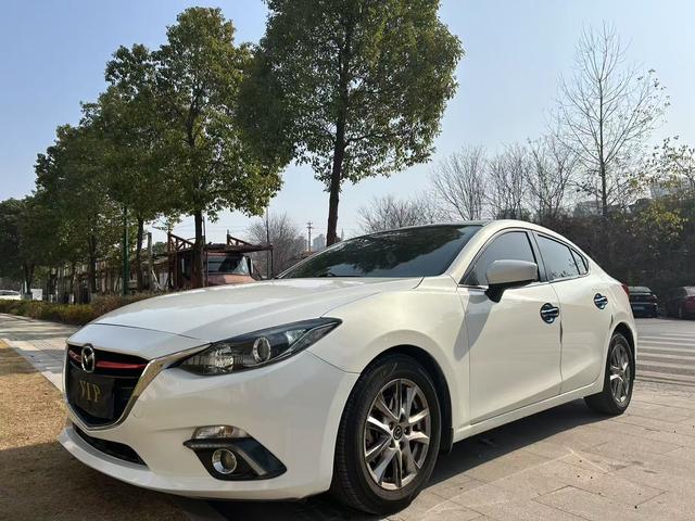 Mazda 3 Angkesela