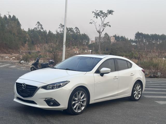 Mazda 3 Angkesela