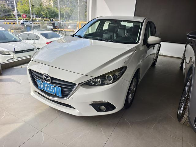 Mazda 3 Angkesela