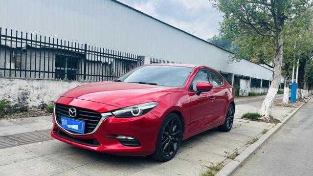 Mazda 3 Angkesela