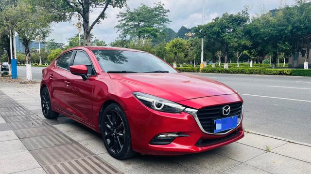 Mazda 3 Angkesela