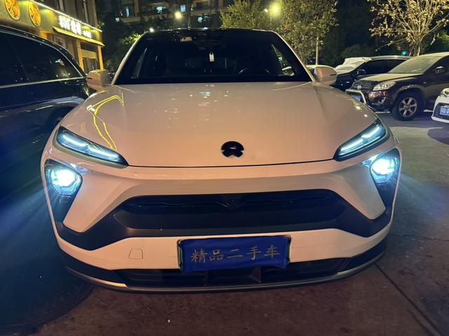 NIO EC6