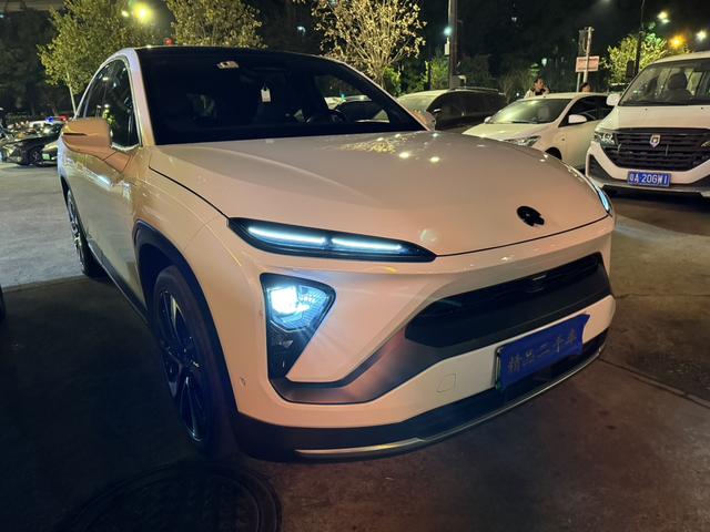 NIO EC6