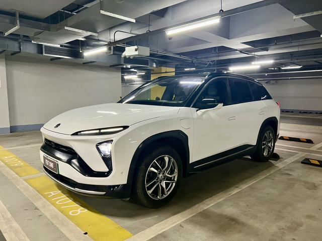 NIO ES6