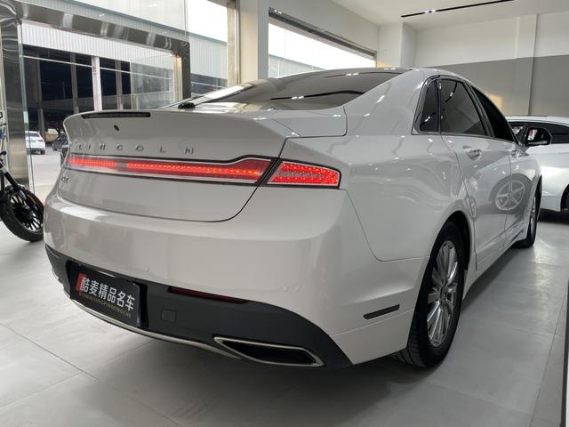 Lincoln MKZ