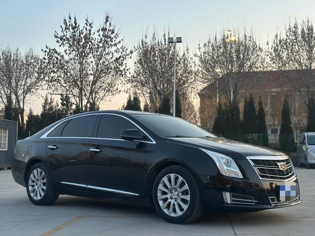 Cadillac XTS