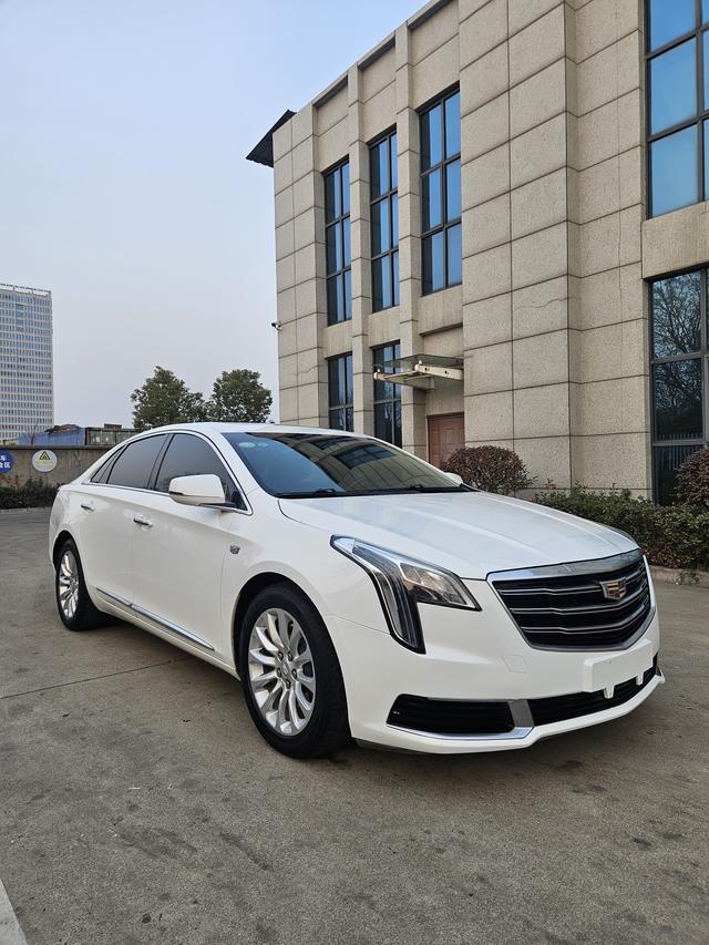 Cadillac XTS