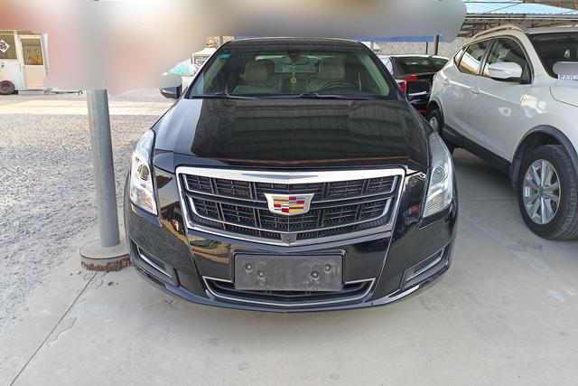 Cadillac XTS