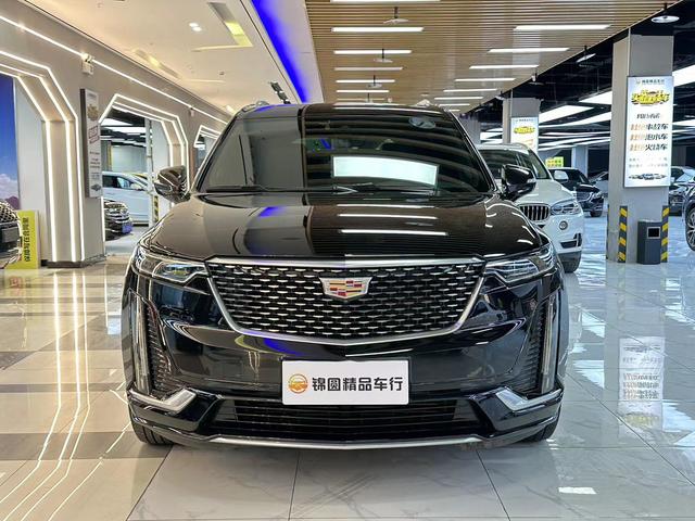 Cadillac XT6