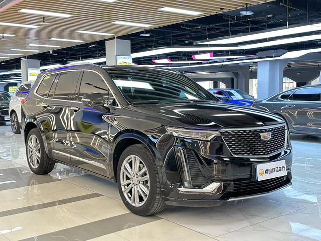 Cadillac XT6