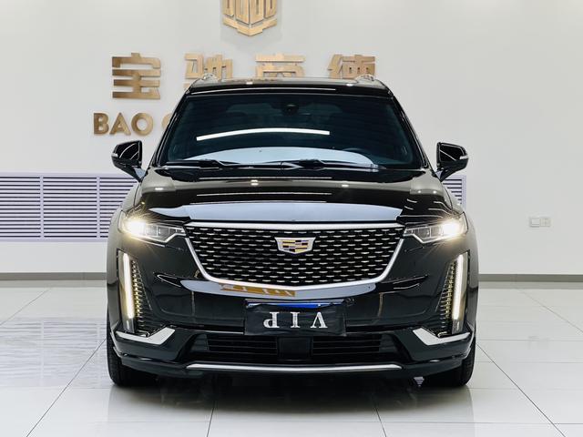 Cadillac XT6