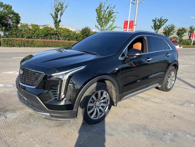 Cadillac XT4