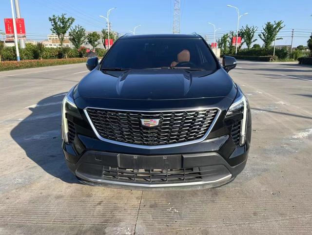 Cadillac XT4