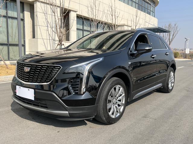 Cadillac XT4