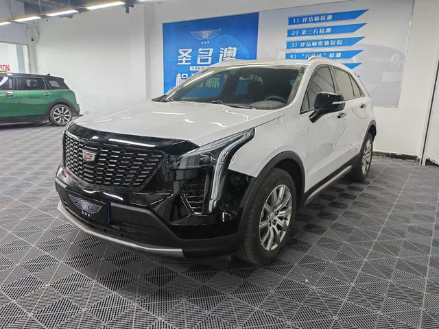 Cadillac XT4