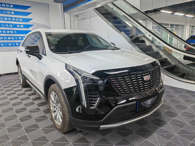 Cadillac XT4