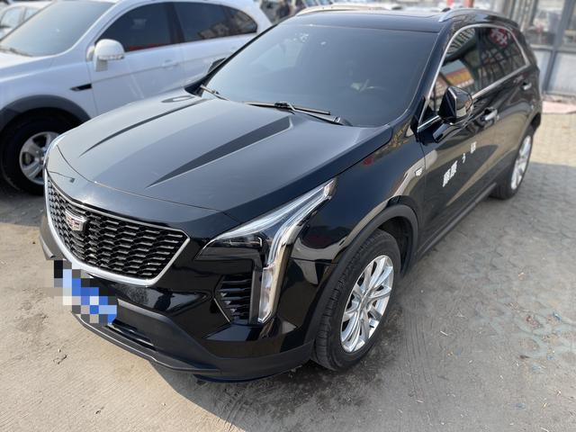 Cadillac XT4