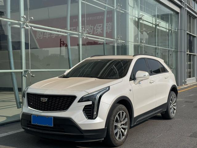 Cadillac XT4