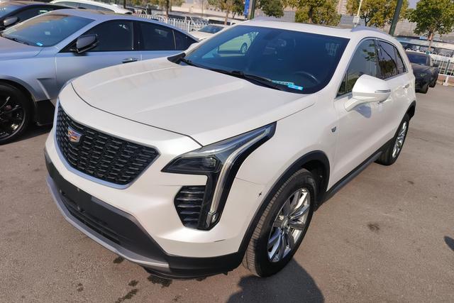 Cadillac XT4