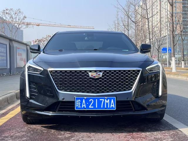 Cadillac CT6