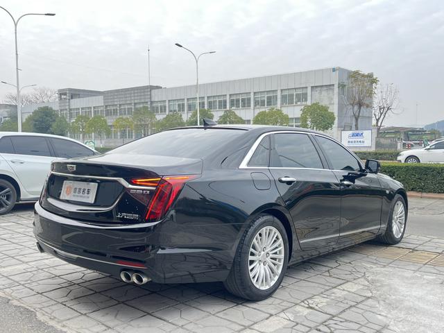 Cadillac CT6