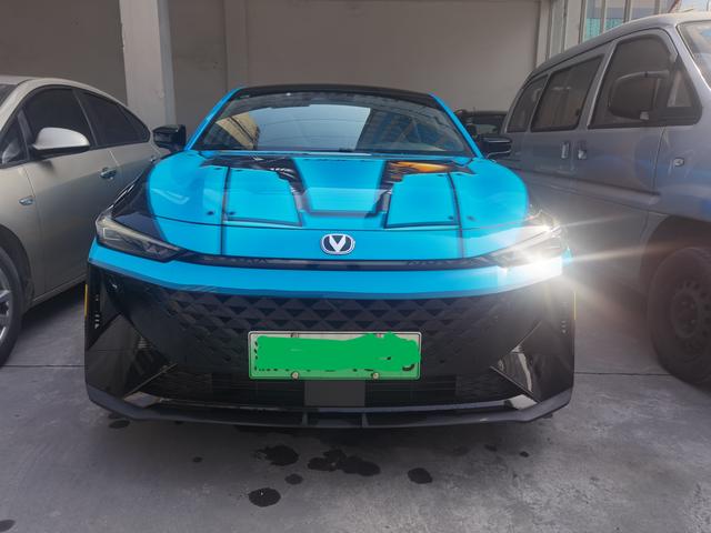 Changan UNI-V Smart Electric iDD