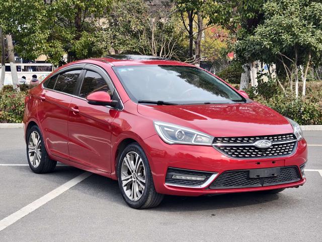 Chery Arrizo 5