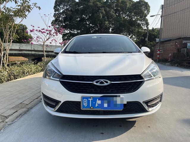 Chery Arrizo 5